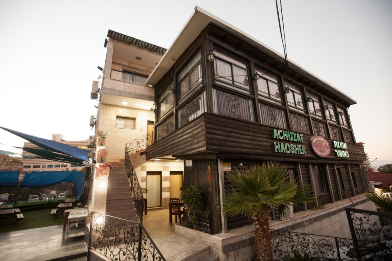 Puy Ahuzat Haosher Hotel Tiberias Buitenkant foto