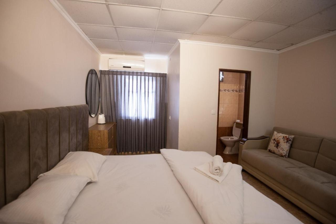 Puy Ahuzat Haosher Hotel Tiberias Buitenkant foto