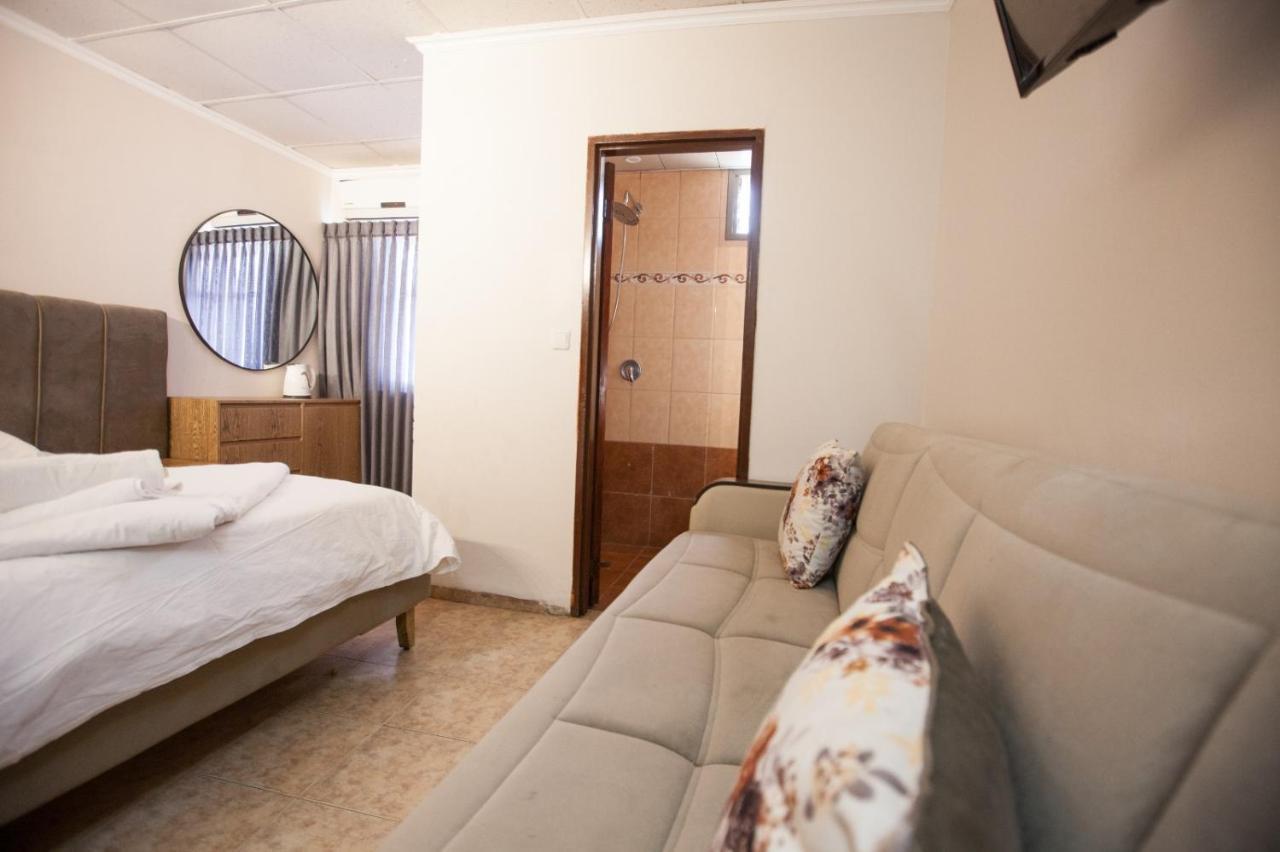 Puy Ahuzat Haosher Hotel Tiberias Buitenkant foto