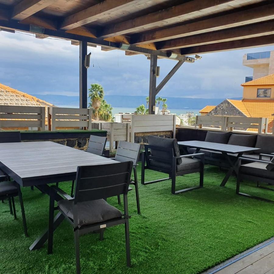 Puy Ahuzat Haosher Hotel Tiberias Buitenkant foto