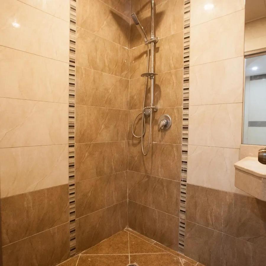Puy Ahuzat Haosher Hotel Tiberias Buitenkant foto