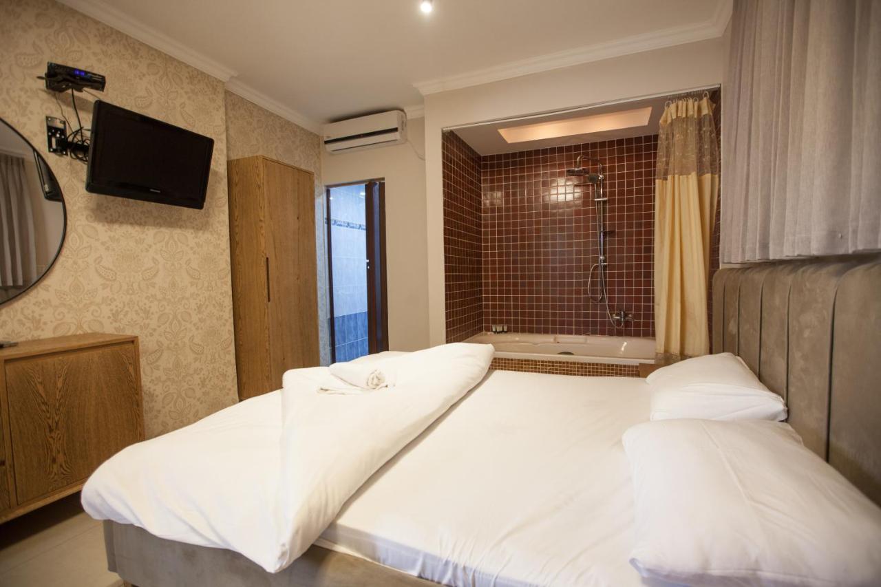 Puy Ahuzat Haosher Hotel Tiberias Buitenkant foto