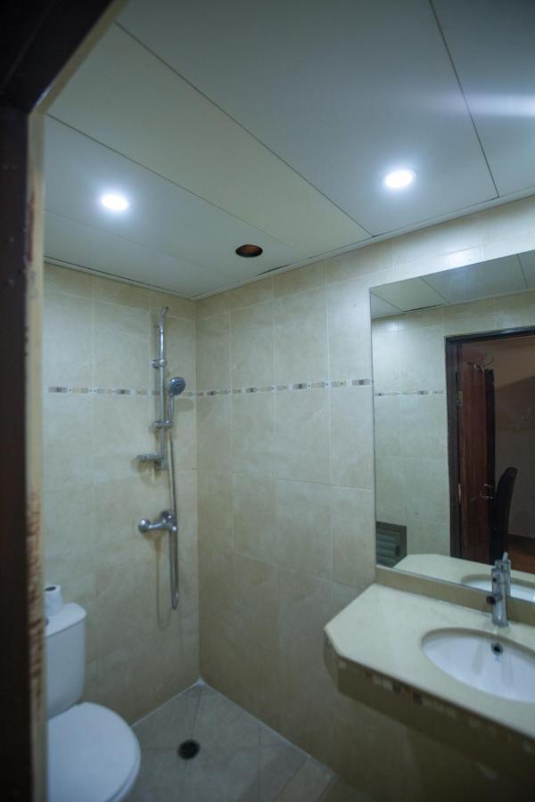 Puy Ahuzat Haosher Hotel Tiberias Buitenkant foto
