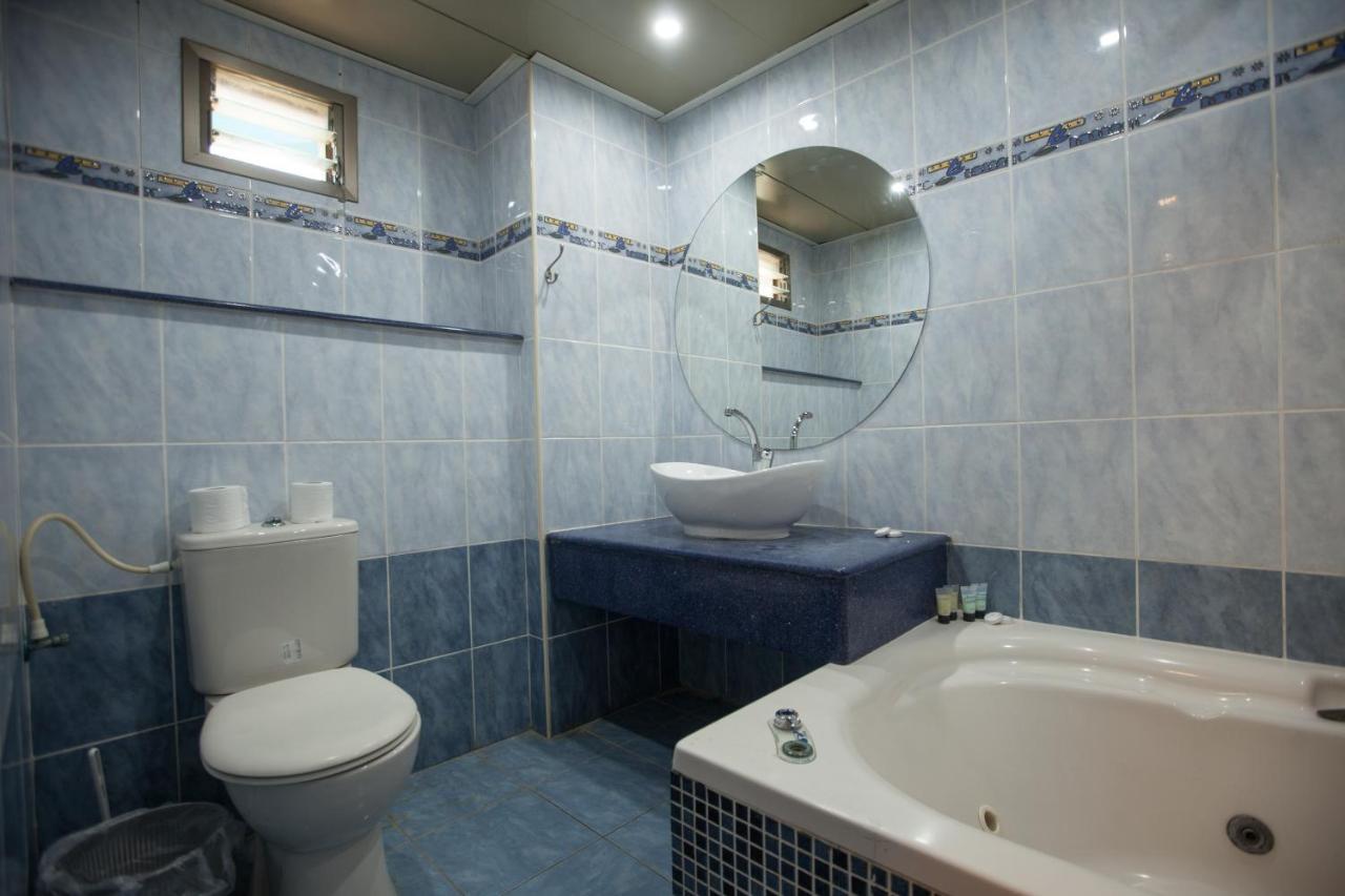 Puy Ahuzat Haosher Hotel Tiberias Buitenkant foto